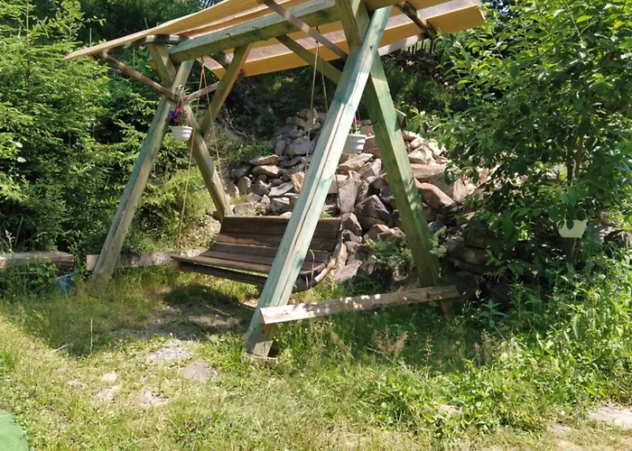 Konukevi Krutogora Tatariv