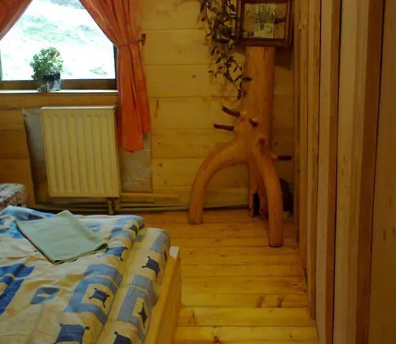 Krutogora Konukevi